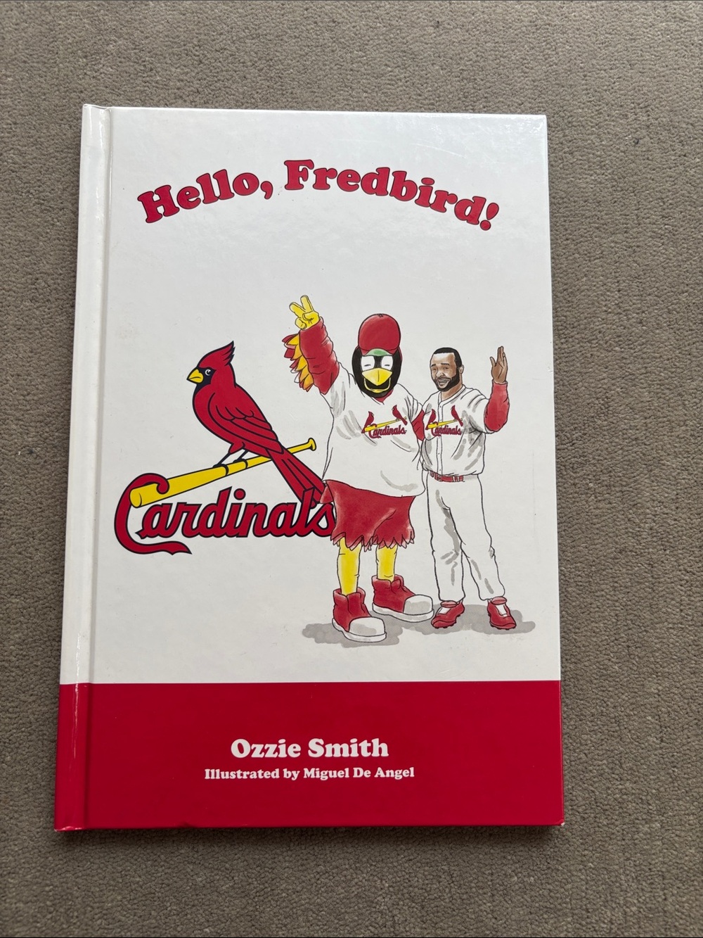 Hello, Fredbird! - Book for Fans of the St. Louis Cardinals